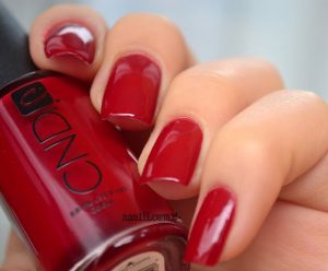Shellac Nail Polish