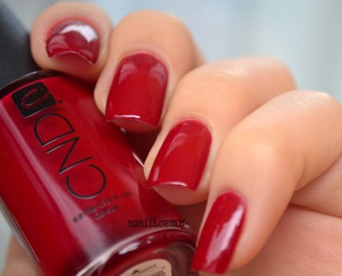 Shellac Nail Polish